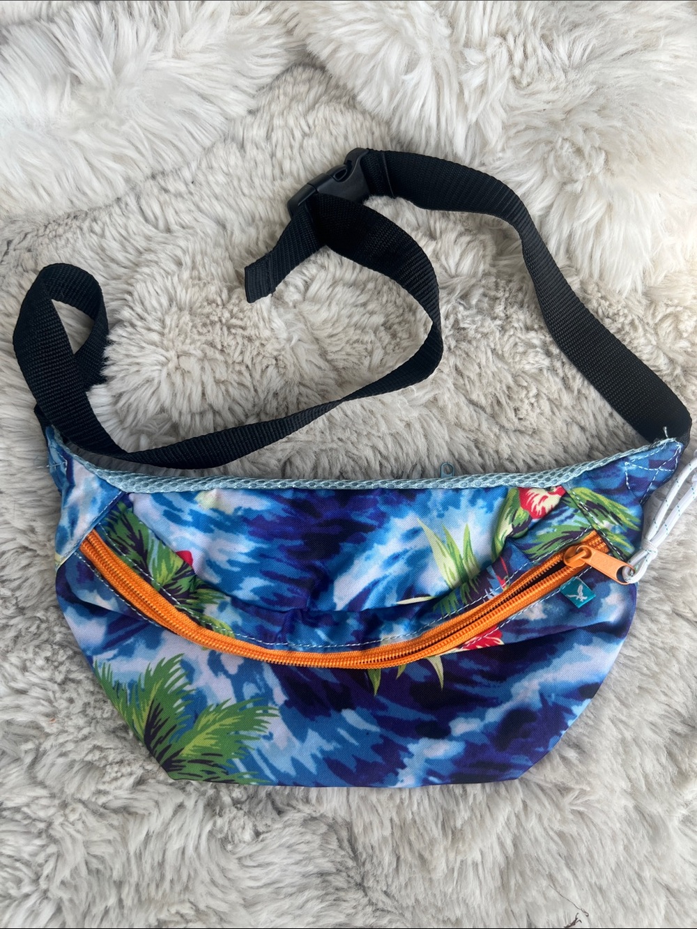 American Eagle Outfitters Blue Tropical Print Waist Bag with Orange Zipper